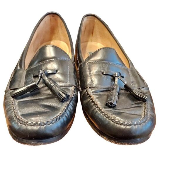 Cole Hann Excellent cond    10D - Picture 2 of 5